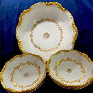 RARE VINTAGE Royal Wurttemberg Parsifal Gilt Relief Gold Trim Bowl Set